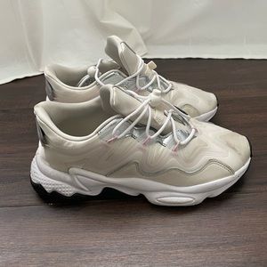 Adidas ozweego chalk white pink